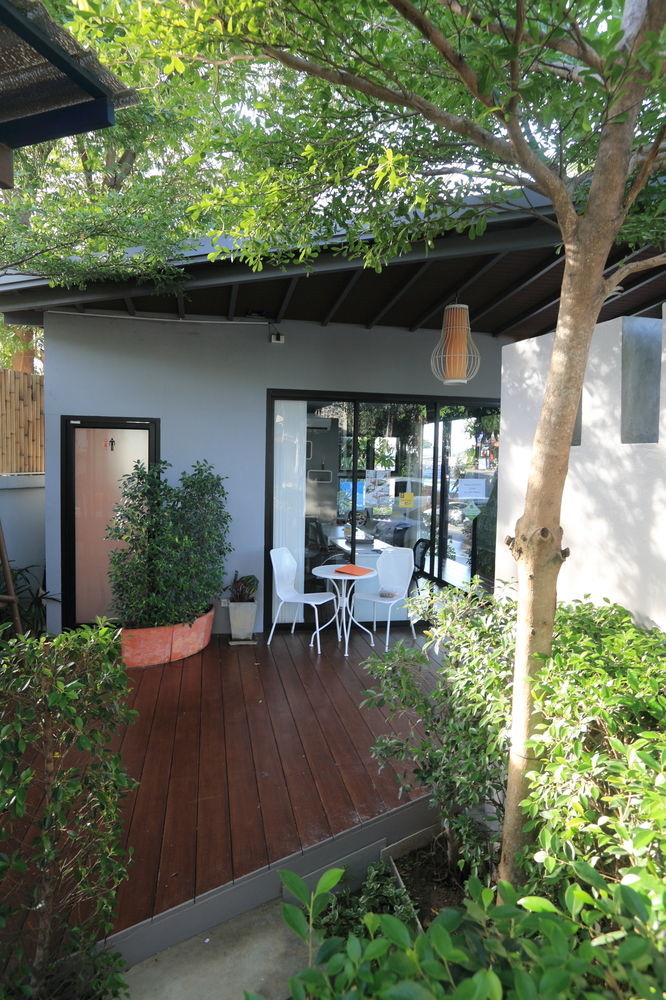 Baan Rawee Apartment